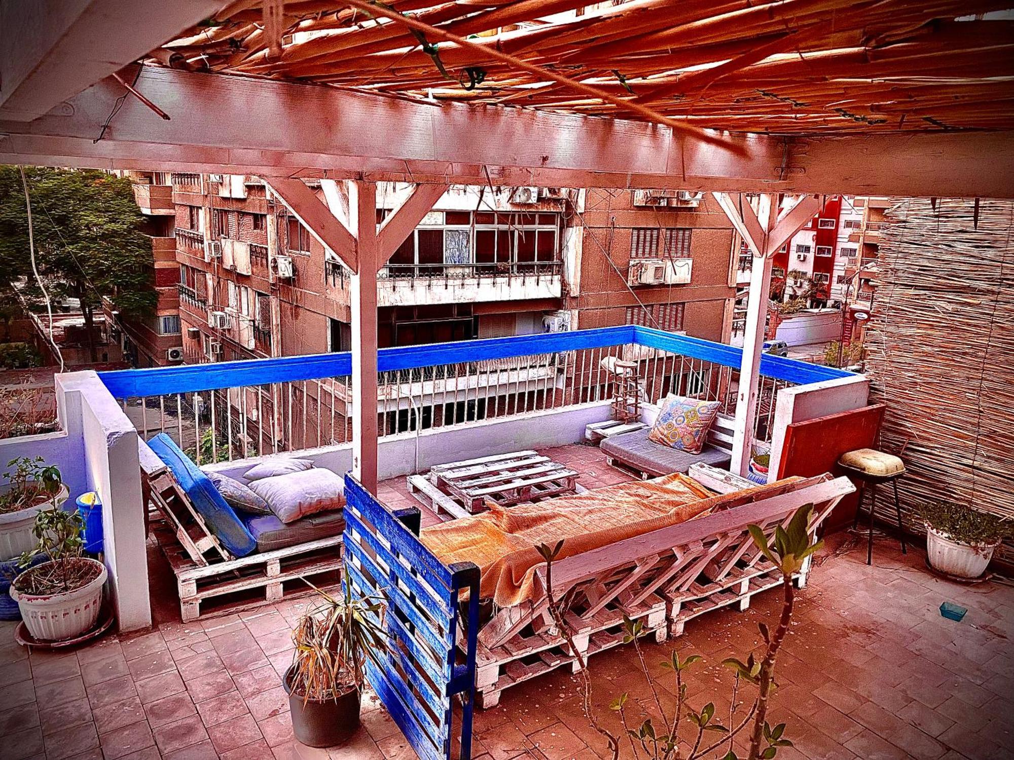 Airport Rooftop Club Luxurious Rooms And Studios Кайро Екстериор снимка