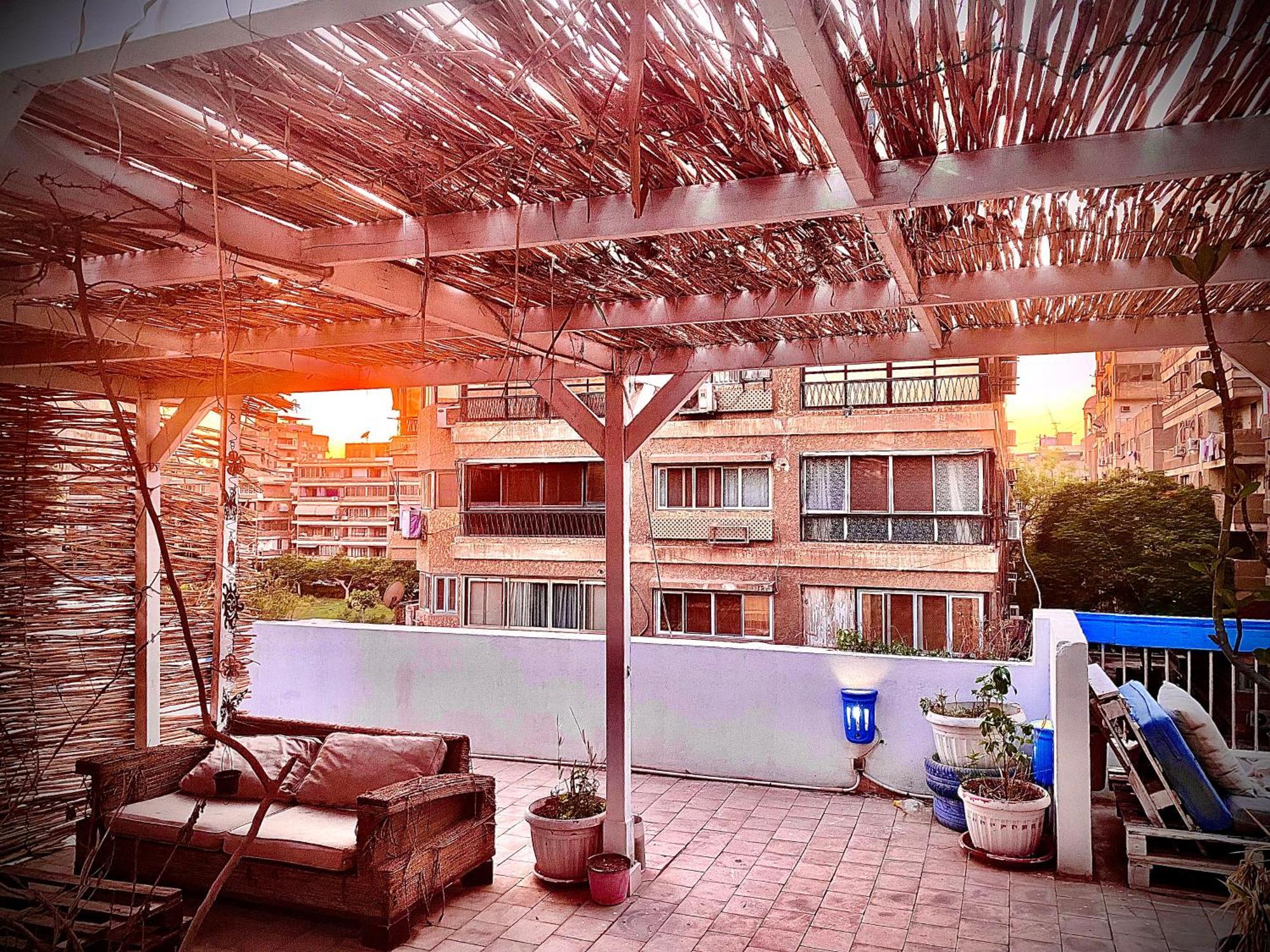 Airport Rooftop Club Luxurious Rooms And Studios Кайро Екстериор снимка