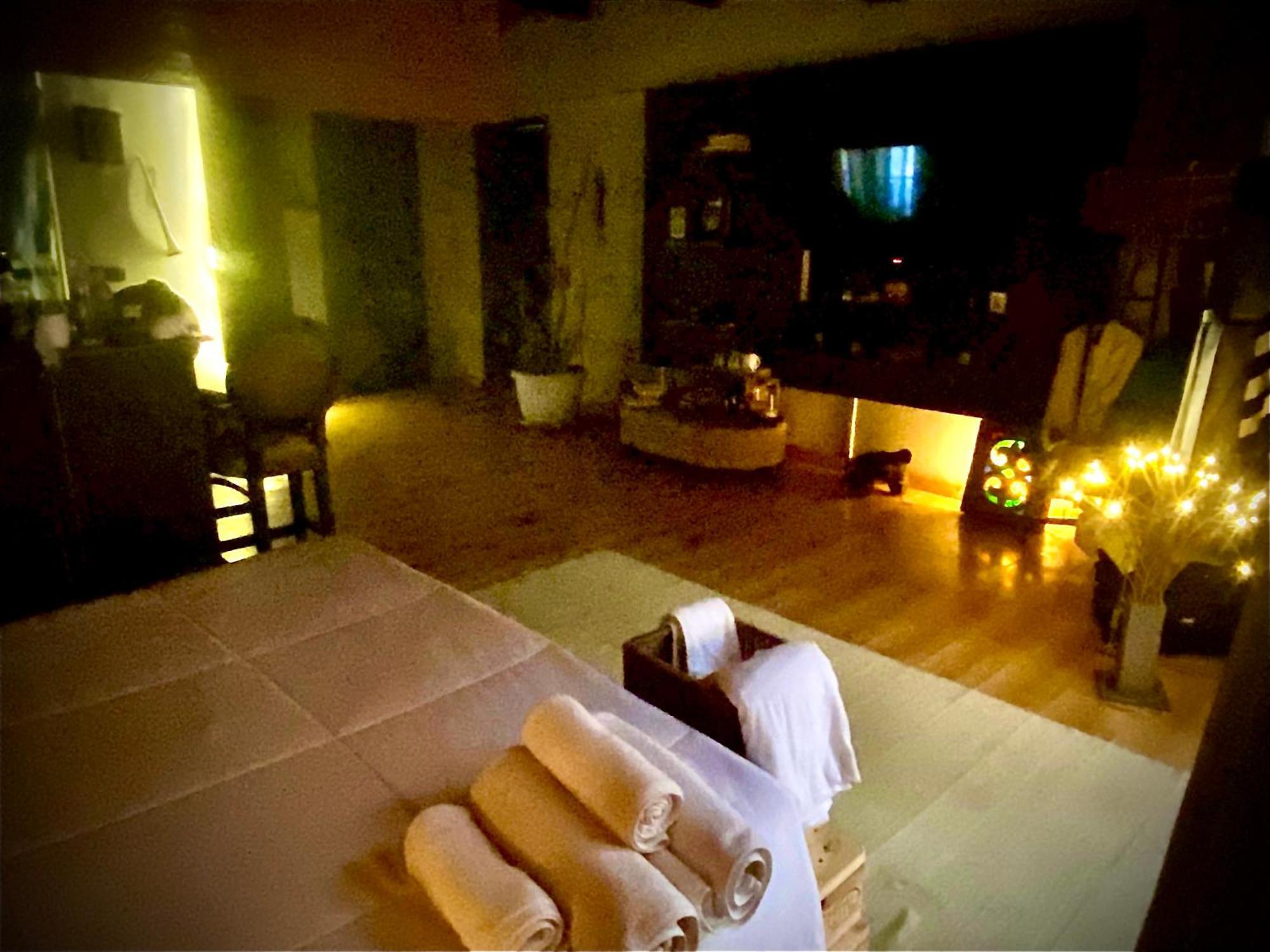 Airport Rooftop Club Luxurious Rooms And Studios Кайро Екстериор снимка