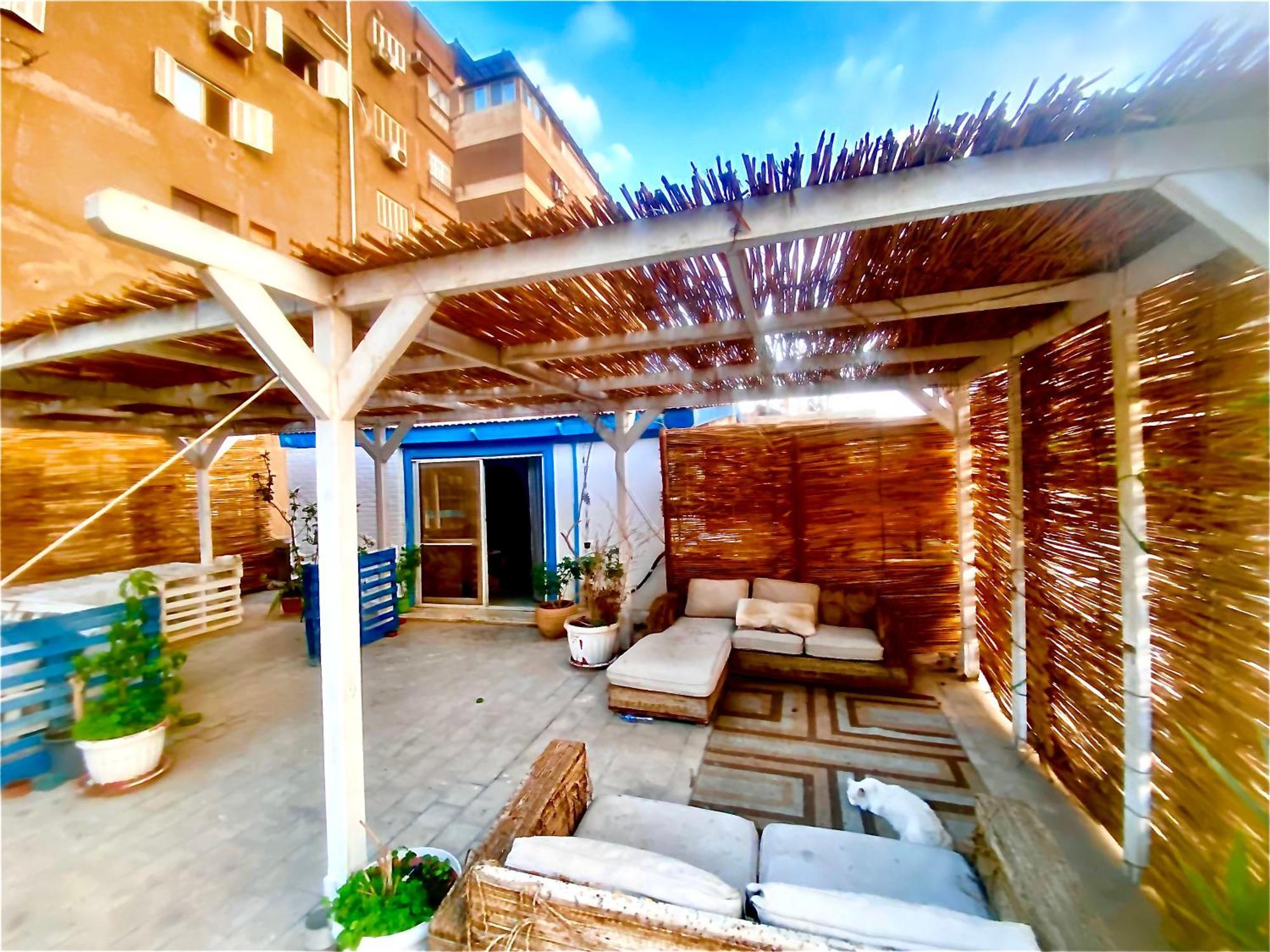 Airport Rooftop Club Luxurious Rooms And Studios Кайро Екстериор снимка