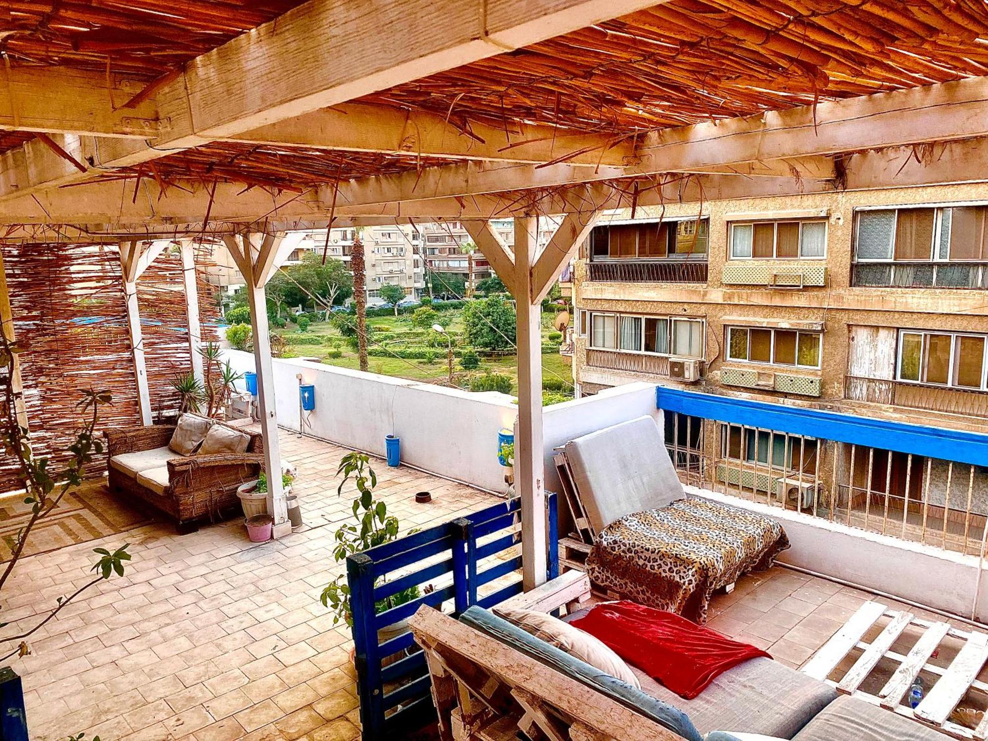 Airport Rooftop Club Luxurious Rooms And Studios Кайро Екстериор снимка