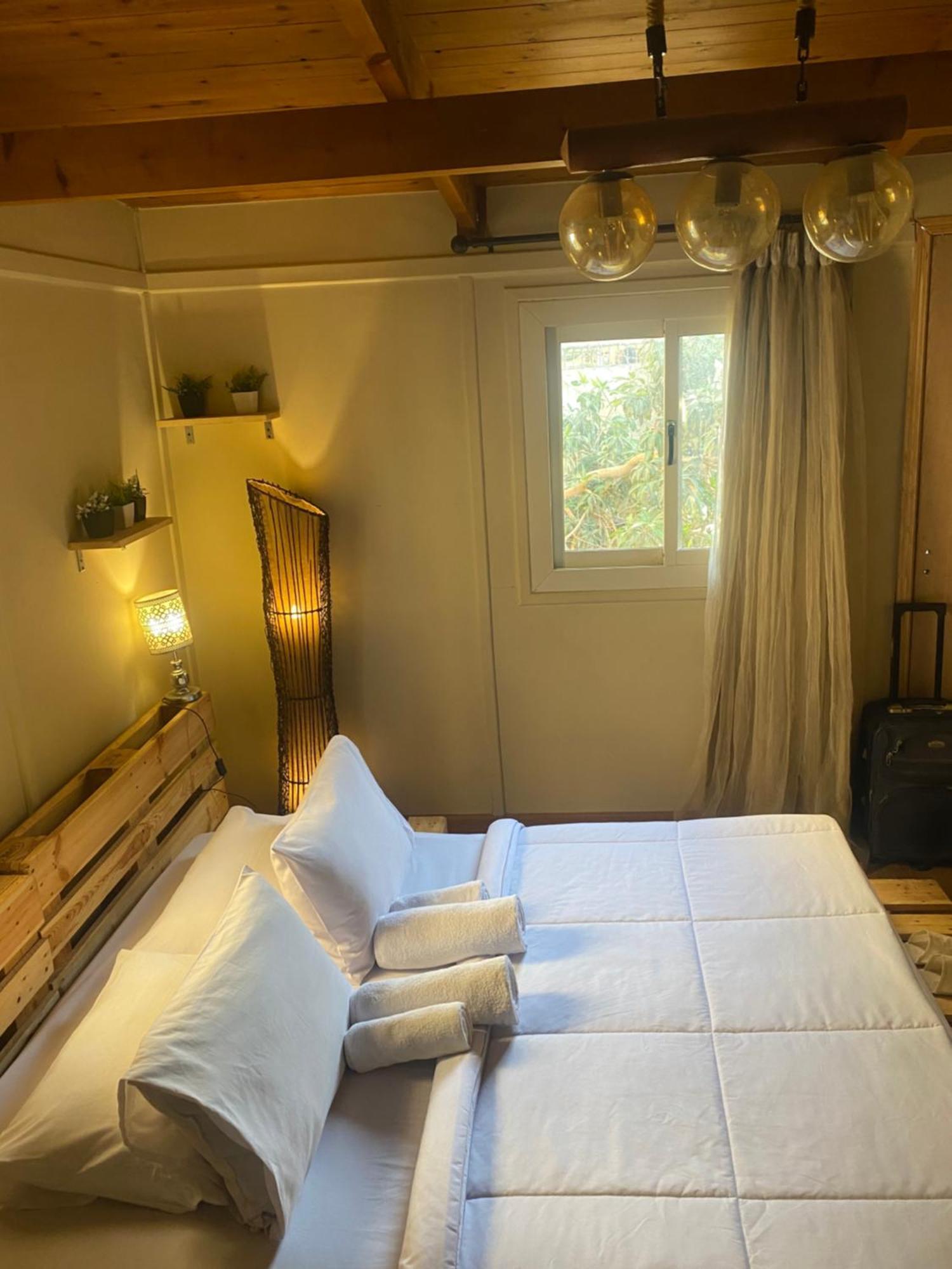 Airport Rooftop Club Luxurious Rooms And Studios Кайро Екстериор снимка